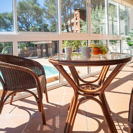 Espectacular Privada Con Piscina Y Aacc Holiday home Castelldefels