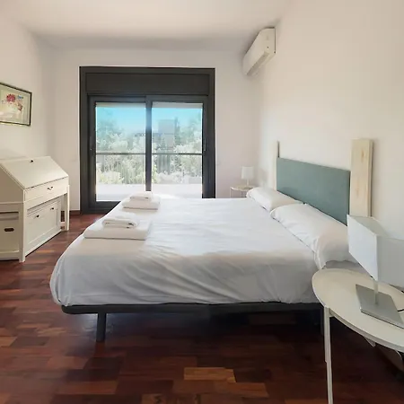 Espectacular Privada Con Piscina Y Aacc