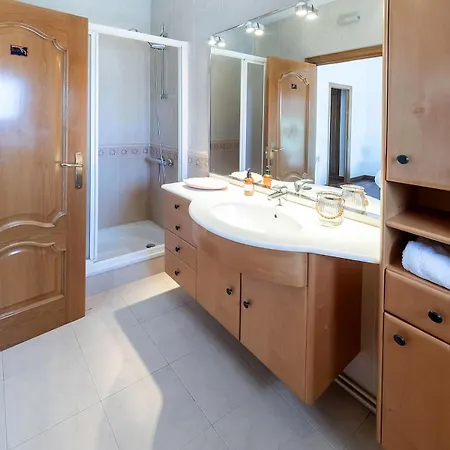 Espectacular Privada Con Piscina Y Aacc Holiday home Castelldefels